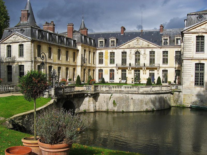 Château d'Ermenonville, Oise, Hauts-de-France, France